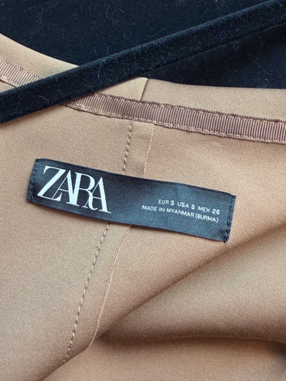 Zara Two-Tone Brown and Black Wrap Top - Picture 5 of 11